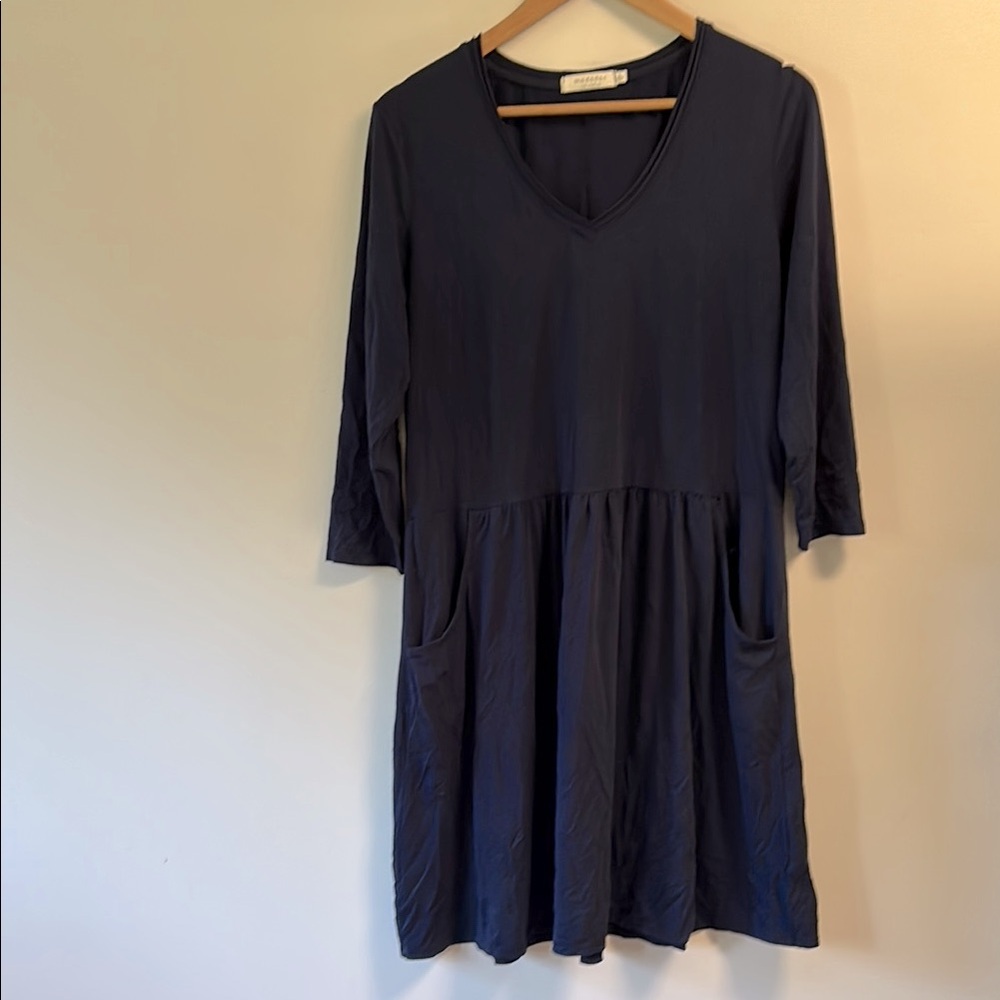 Mododco wms L Navy knit dress with Pockets